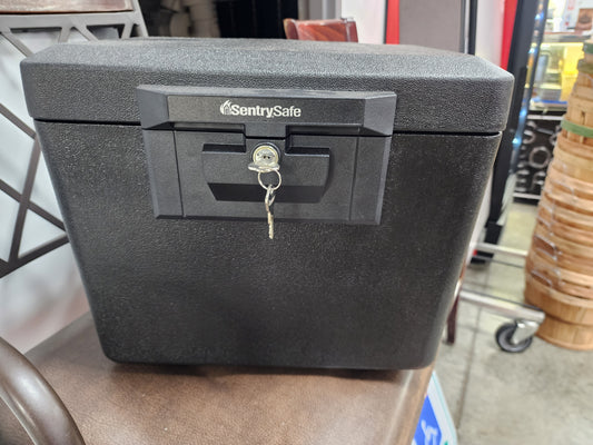 New File Safe, 0.6 cu ft, 32 lb, Privacy Key Lock