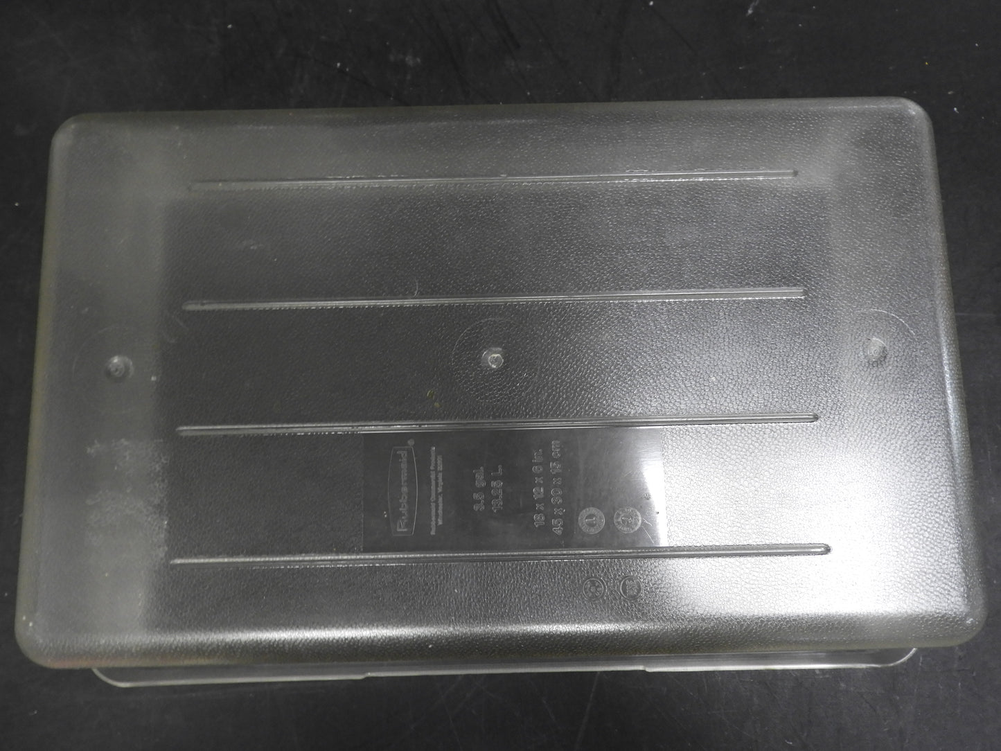 Used Rubbermaid Clear Polycarbonate Food Storage Box 18" x 12" x 6 - 3.5 Gallons