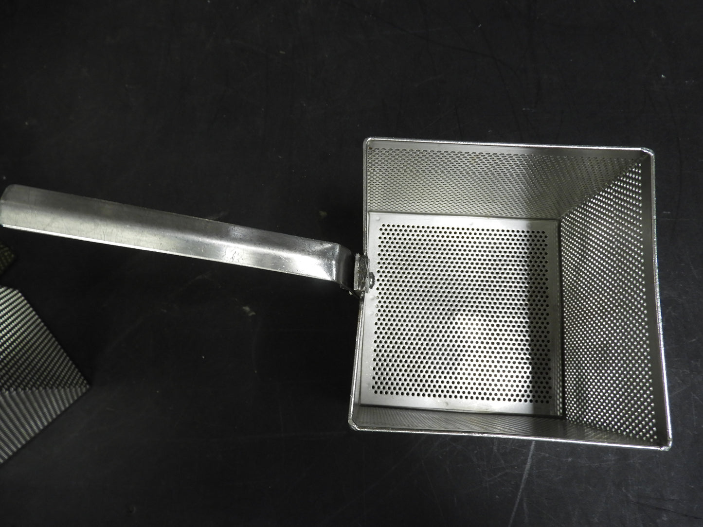 Used 6"x6"x5.25" square Stainless Mesh Frying Basket C IP