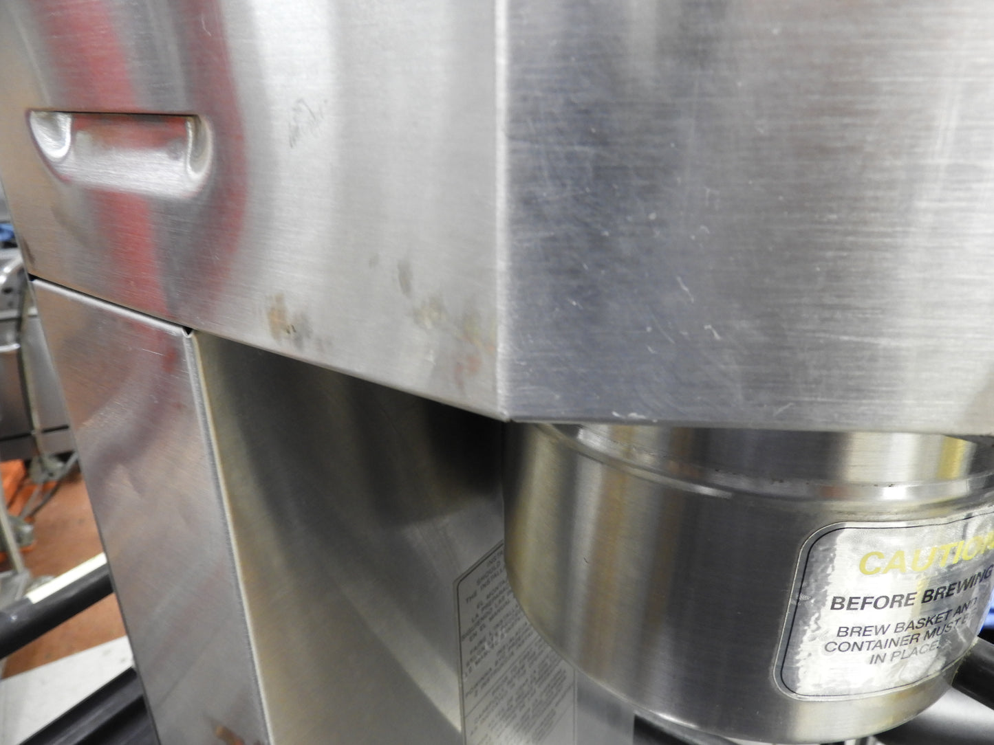 Used Fetco CBS-31Aap Commercial Retail Coffee Brewer Machine with Hot Water Tap 120V