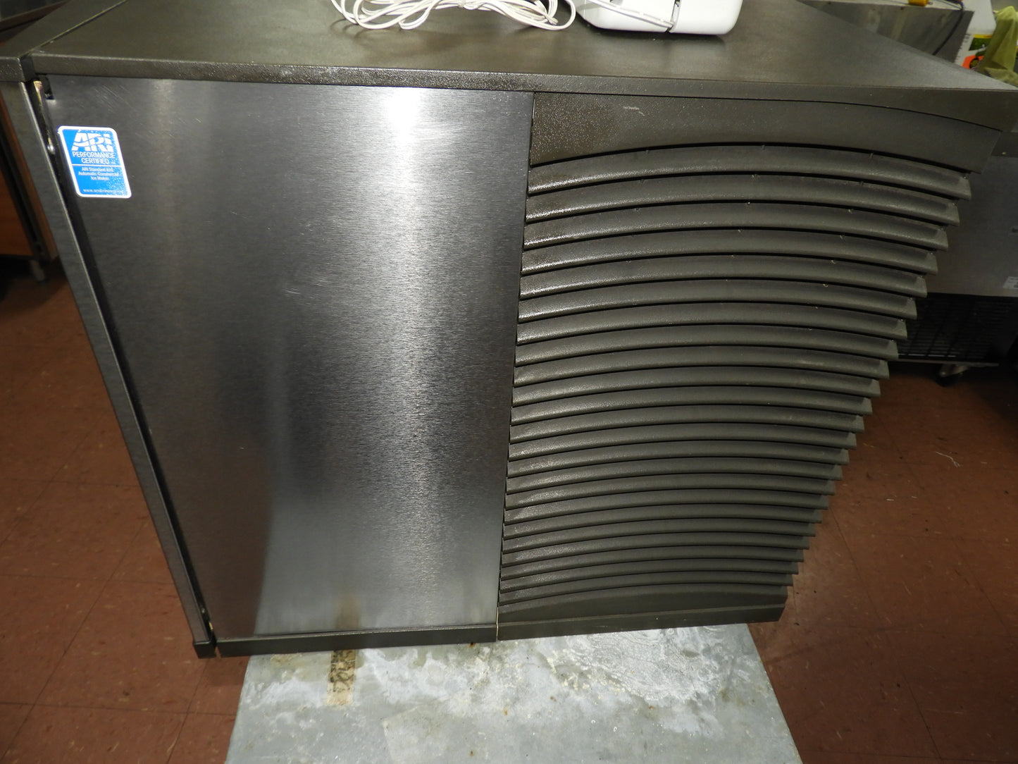 Used Manitowoc SDO452A Ice Machine Head Unit with UV Water Purifier