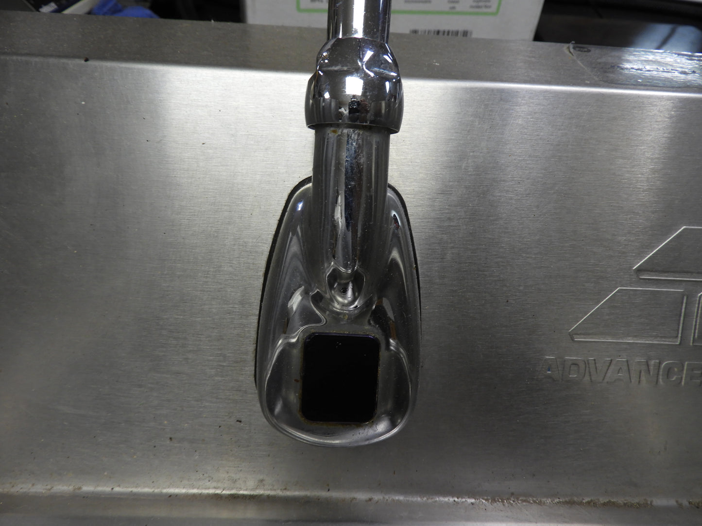 Used Advance Tabco 7-PS-51 Wall Mount Commercial Touchless Hand Sink w/ 14"L x 10"W x 5"D Bowl, Electronic Faucet
