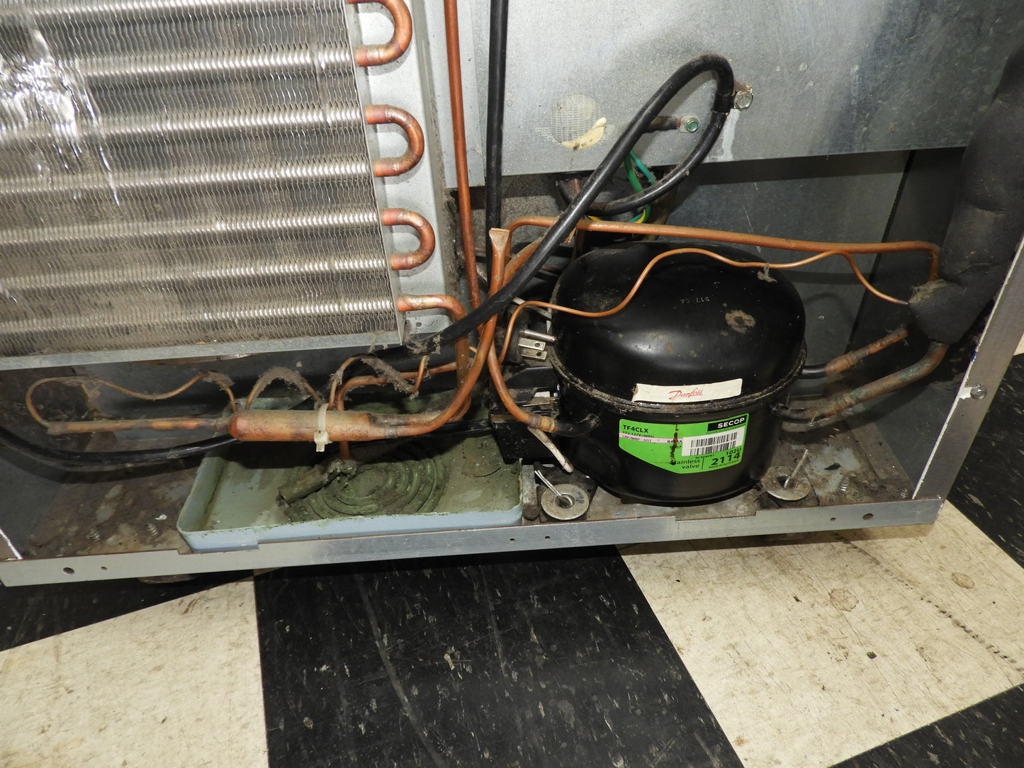 Used Delfield 406-star-cct 27" Single Section Under Counter Commercial Refrigerator 120V