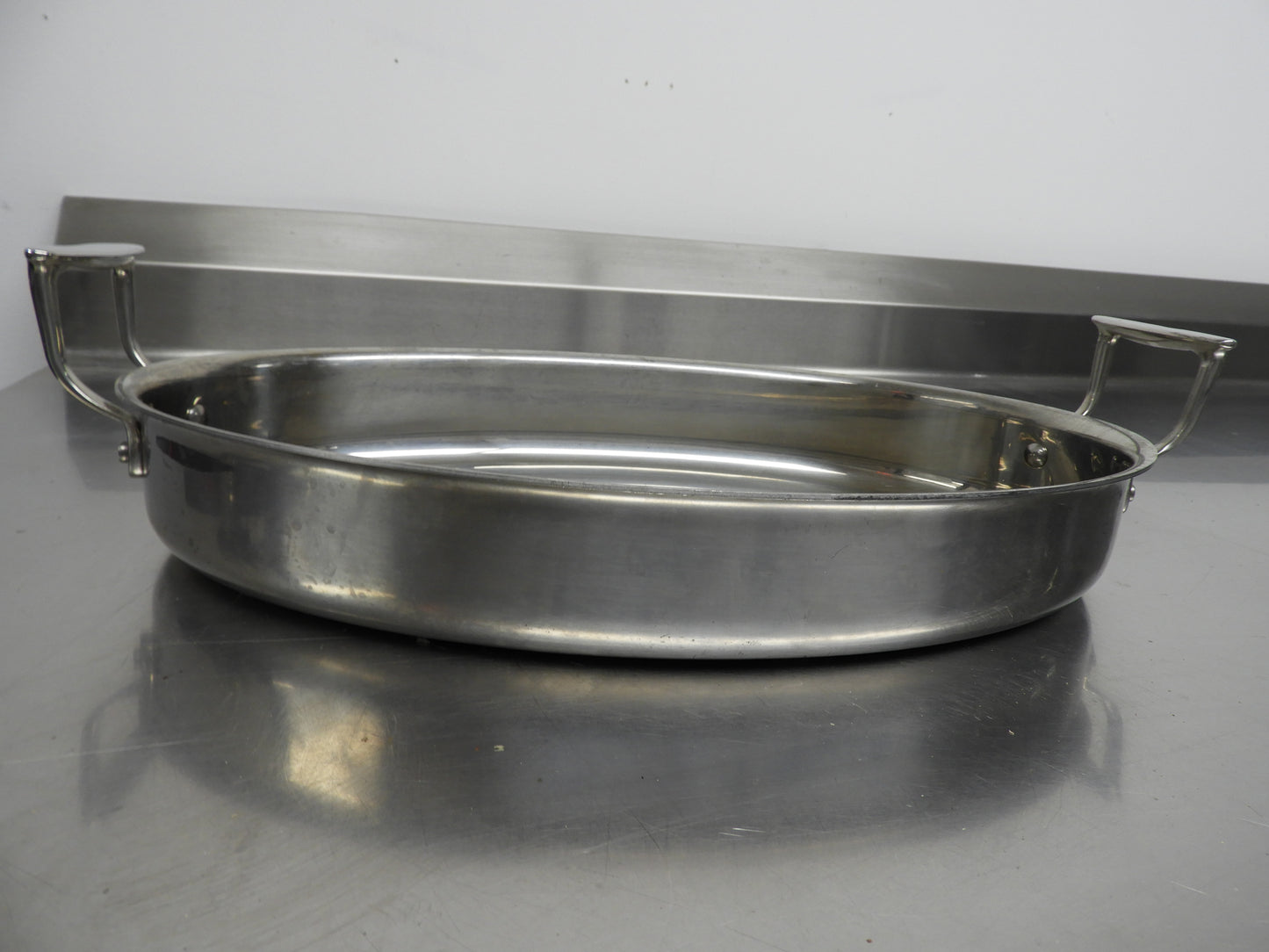 Used Tablecraft CW2044 5 1/2qt Stainless Steel Braising Pot