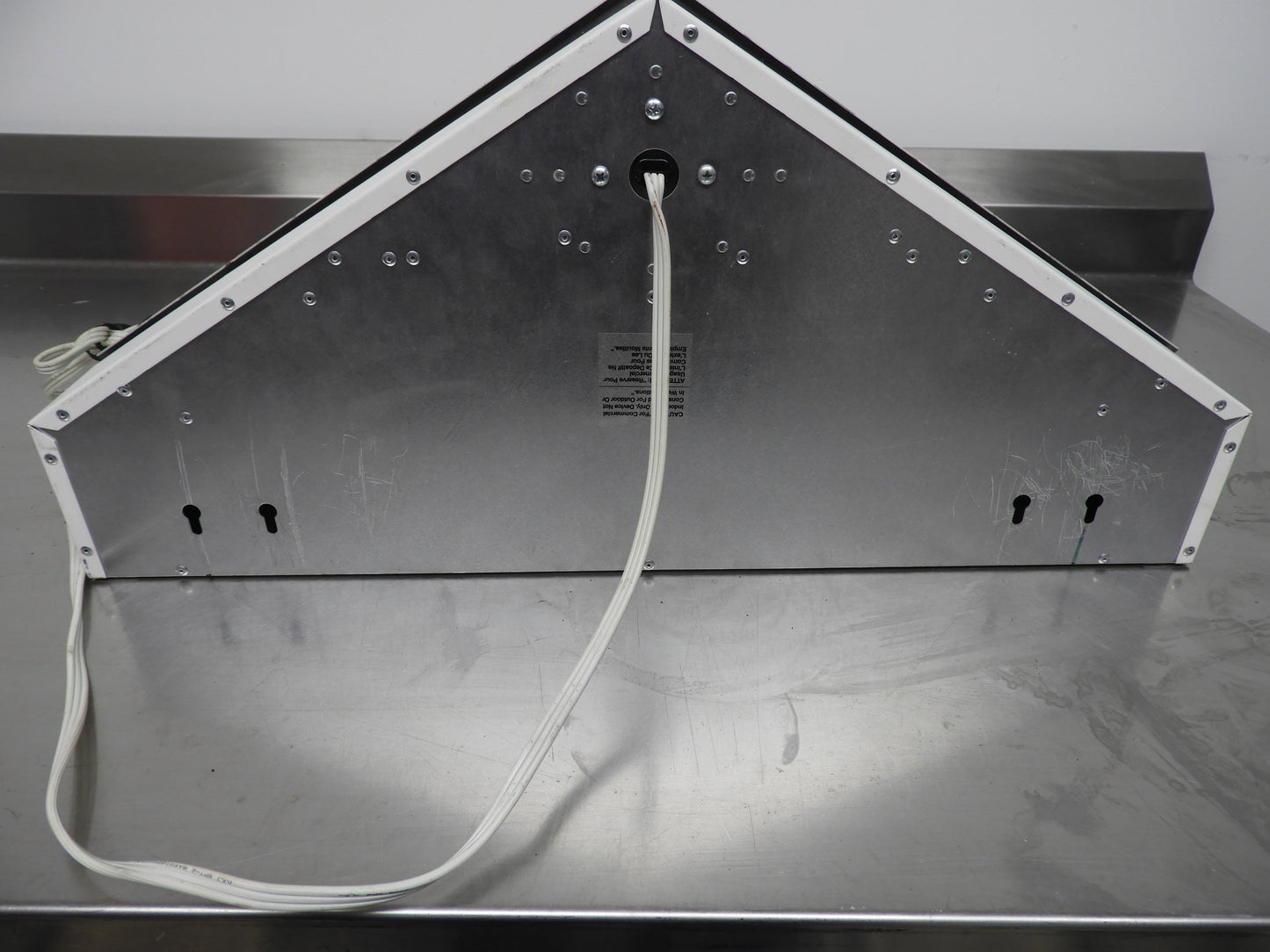 Used Gilbert 2000GT Flying Venus Wall Mount Commercial UV Insect Light Trap w/ Glueboard 120V
