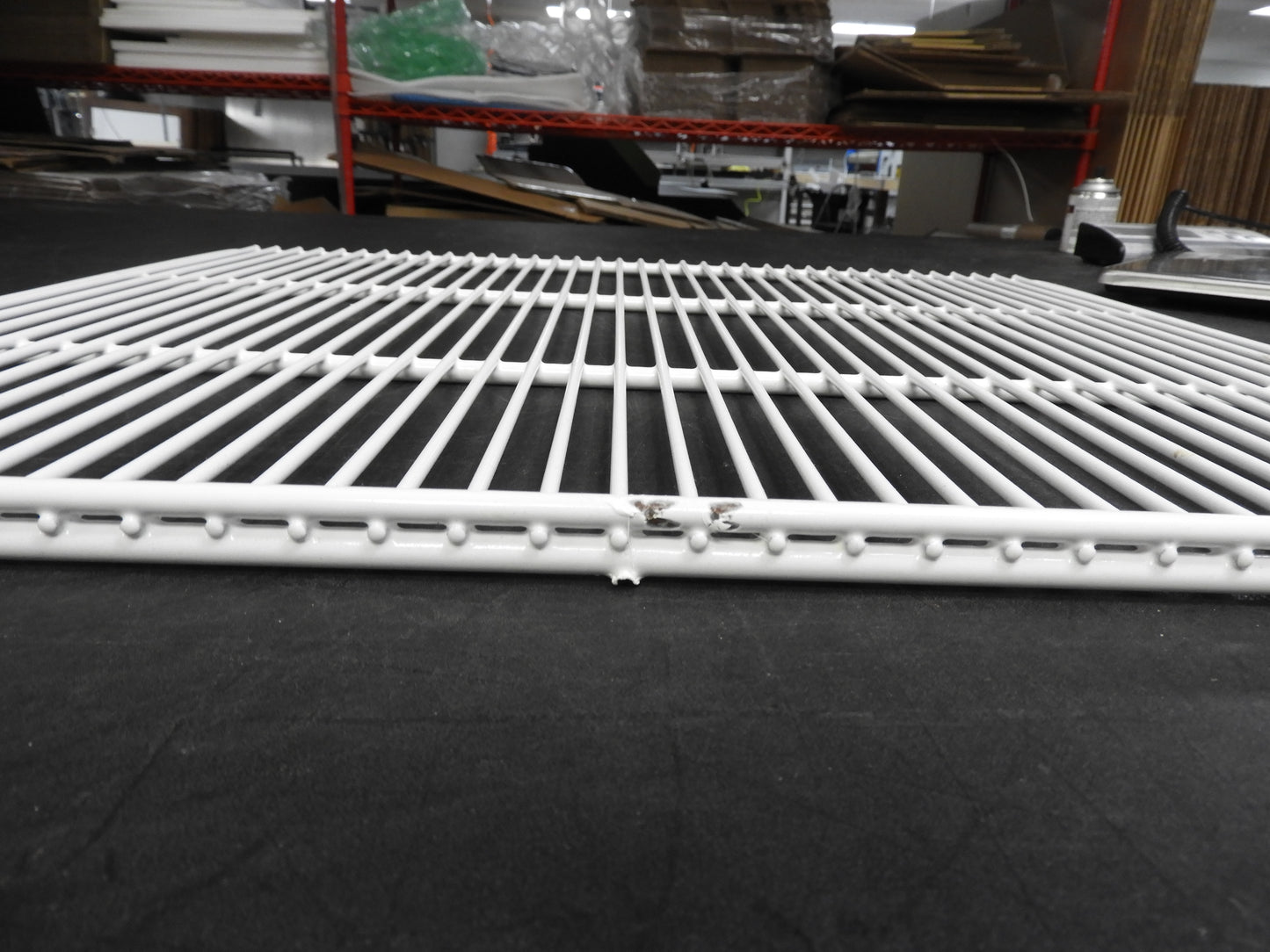 Used TRUE Commercial Retail Refrigerator/Freezer White Wire Shelf 24"x20.75"