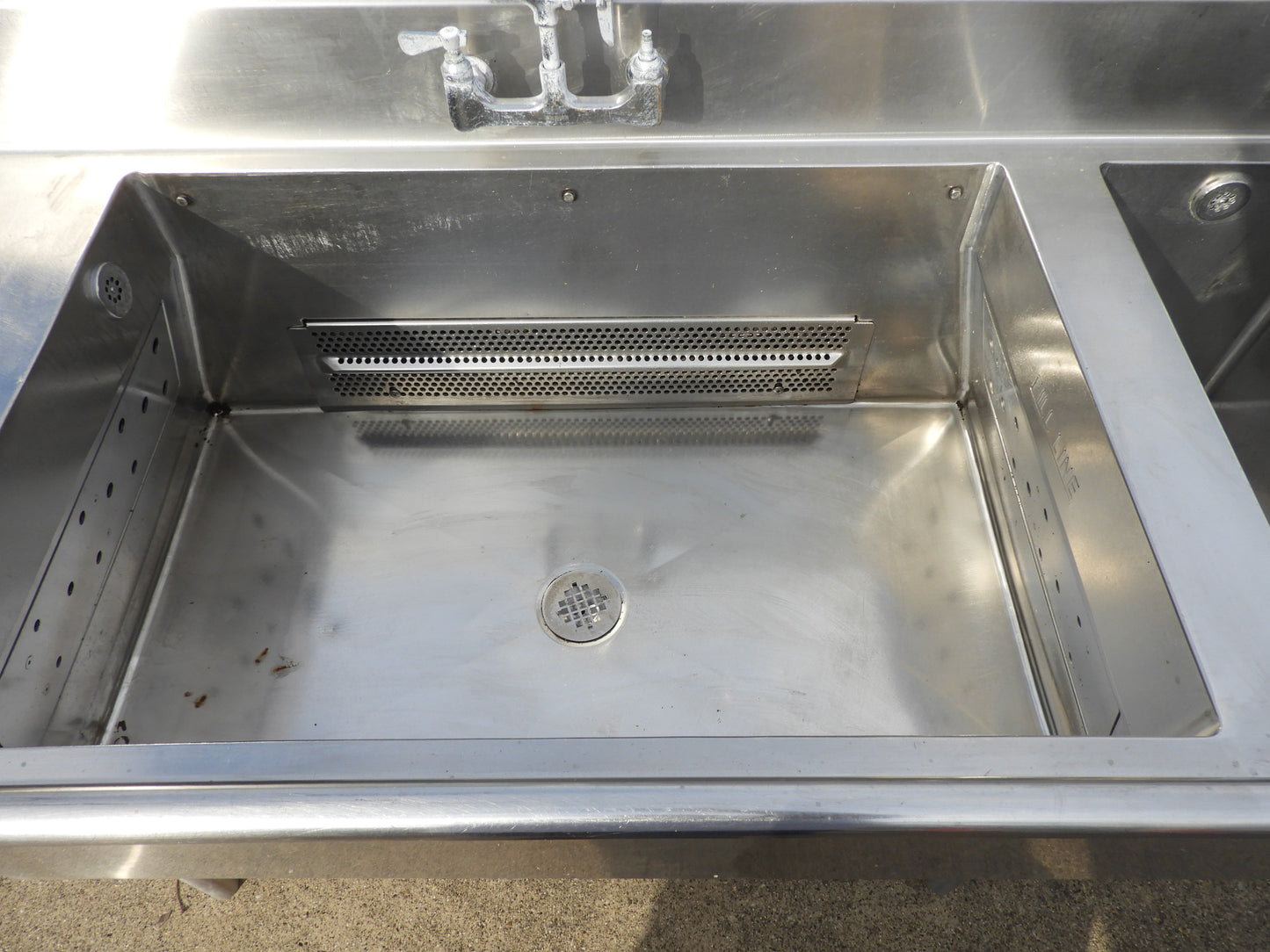 Used 3 Compartment Stainless Steel Commercial Sink with Twist Drains and X-Stream Wash - SS18