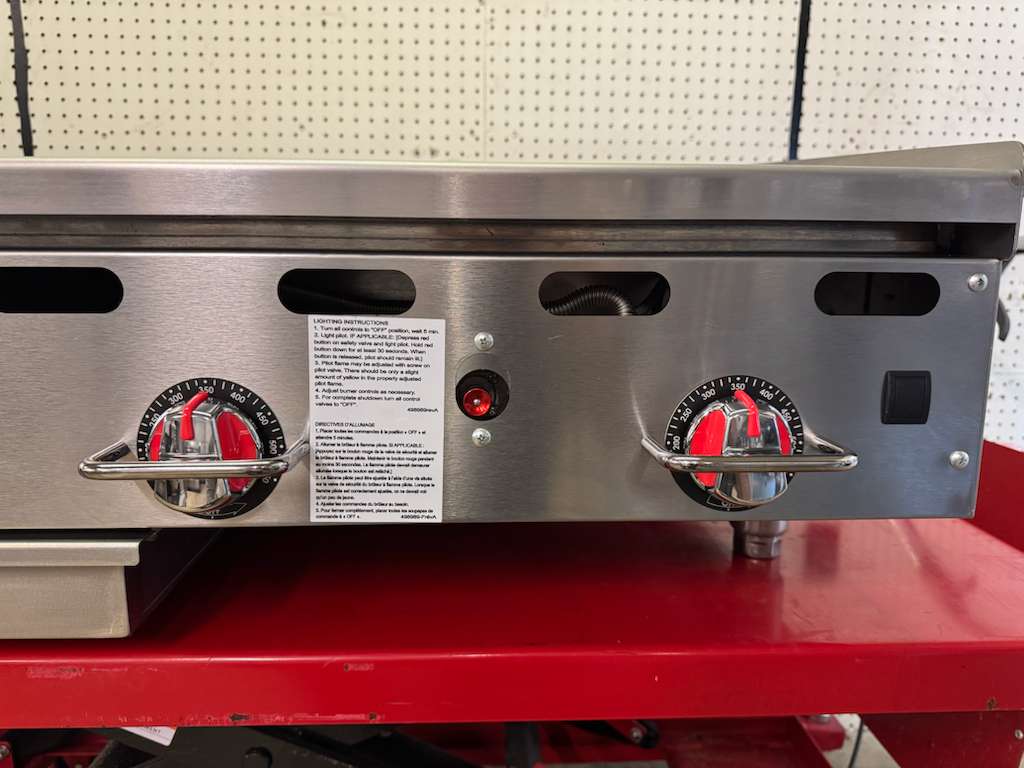 Used 48" Vulcan NG Griddle with Snap Action Thermostatic Controls - 108,000 BTU - WO1