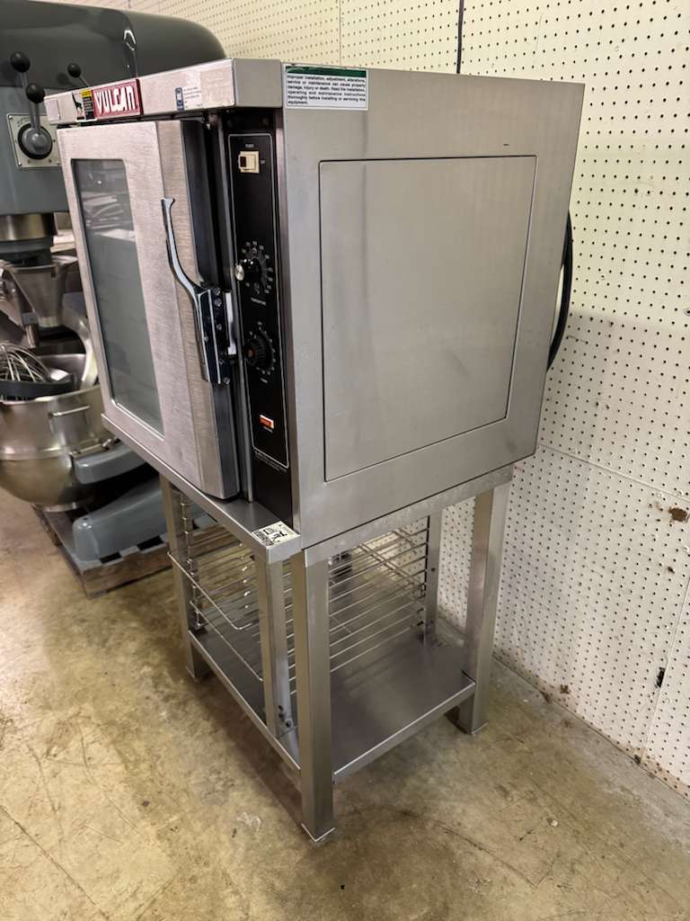 Used Vulcan ET4 Electric Convection Oven with Stand 240V 1PH
