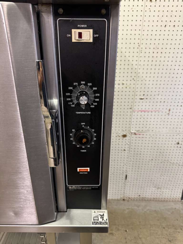 Used Vulcan ET4 Electric Convection Oven with Stand 240V 1PH