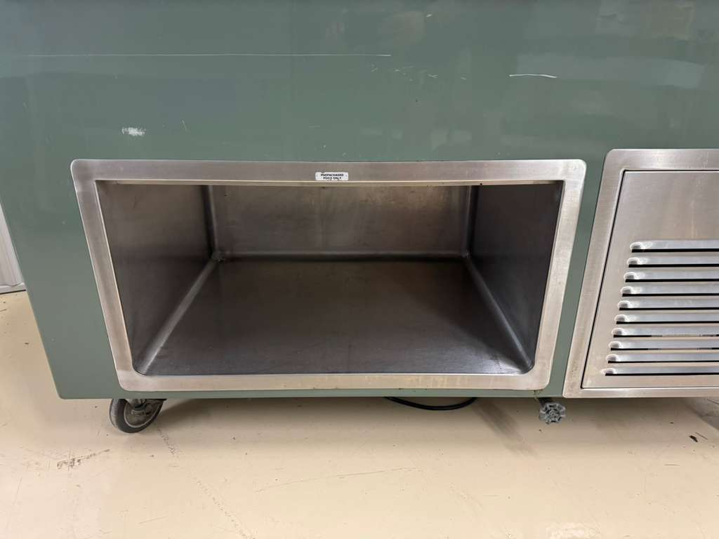 Used Colorpoint 60-CFMA Refrigerated Cold 4 Pan Serving Counter 120V