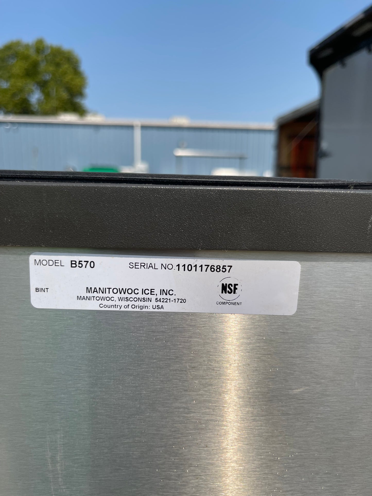 Used Manitowoc B570 30" Commercial Ice Machine Maker Bin - 430lbs