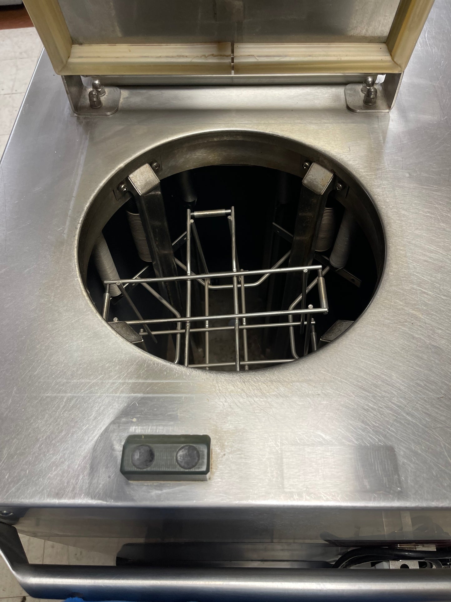 Used TMP Dinex Stainless Steel Mobile Wax Base Plate Warmer Heater Dispenser - 220V