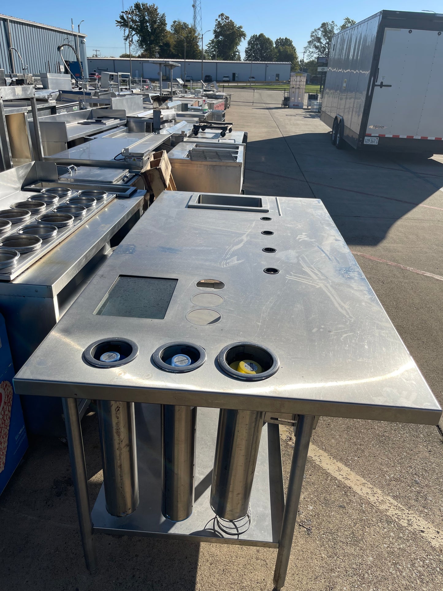 Used 85" Stainless Steel Drink Station with Ice Bin and Cup Dispensers - SS270