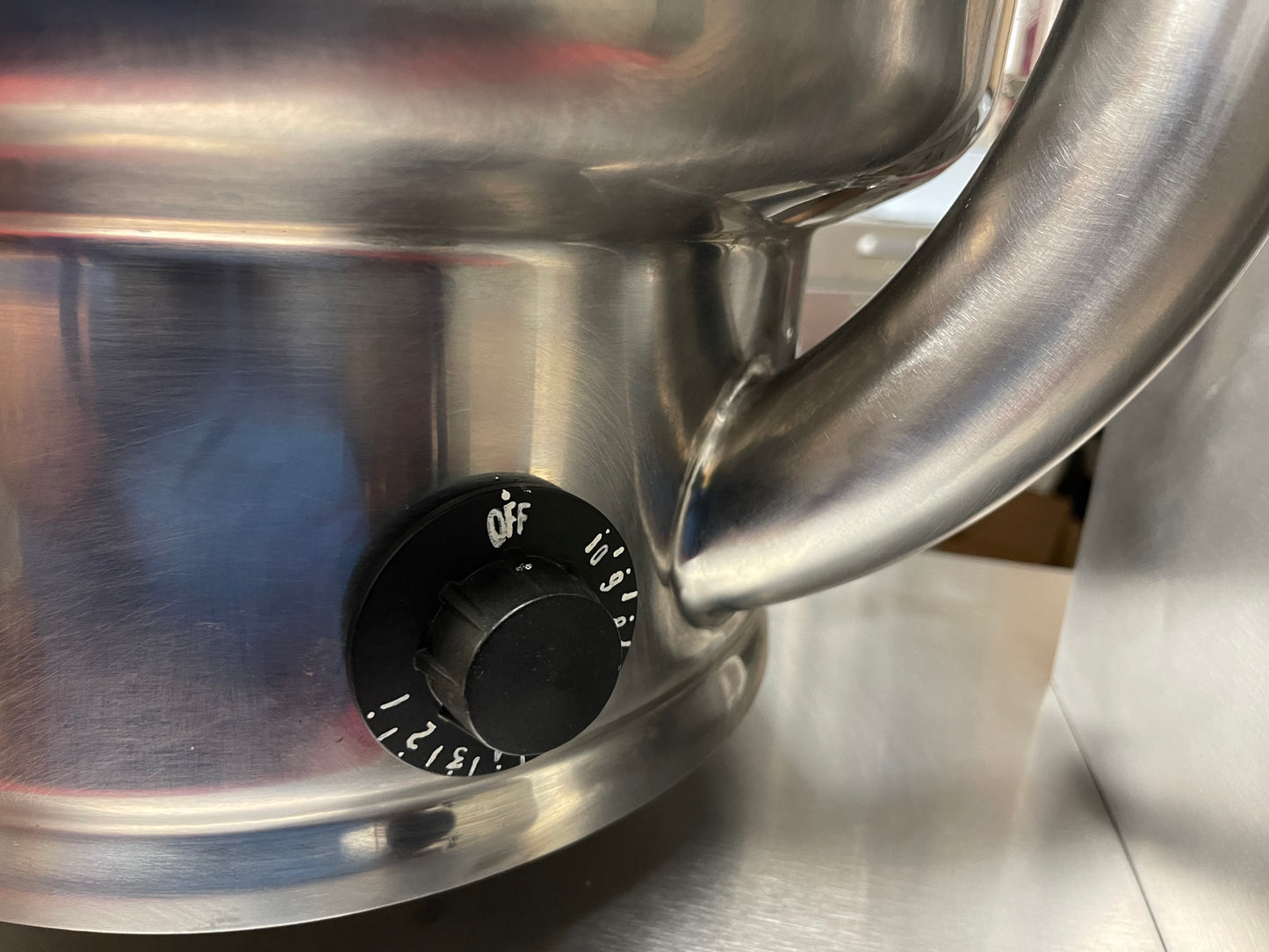 Used Groen TDB/7-20 5 Gallon Electric Table Top Tilting Self-Contained Kettle - 240V 3Ph