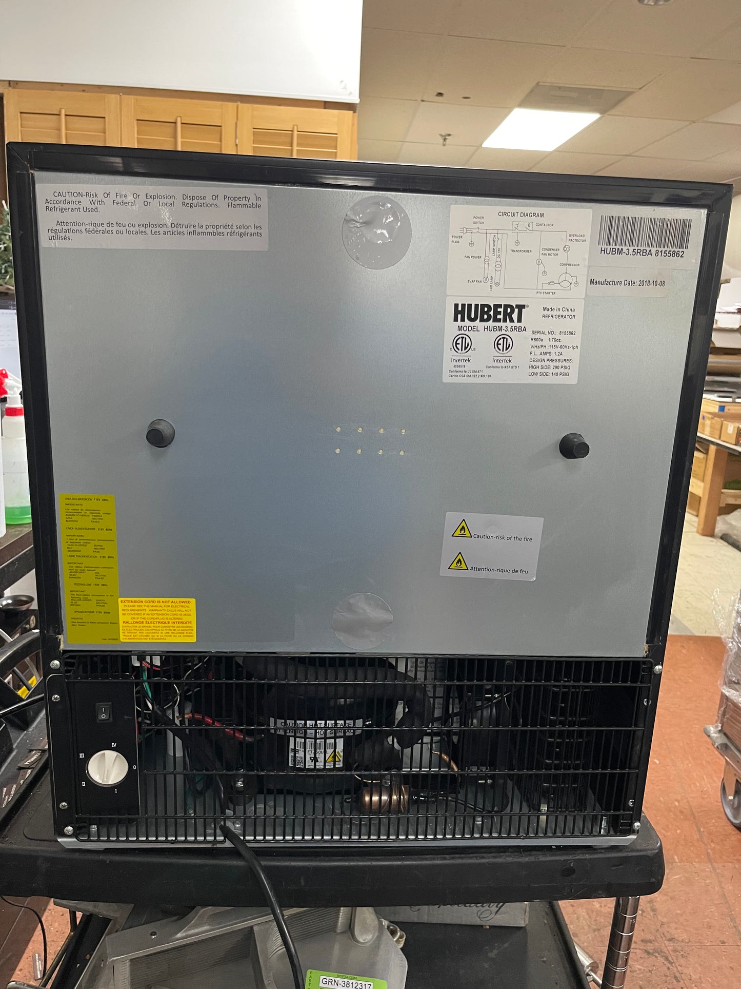 New Hubert HUBM-3.5RBA 4.1 cu ft Refrigerated Lighted Merchandiser 120V
