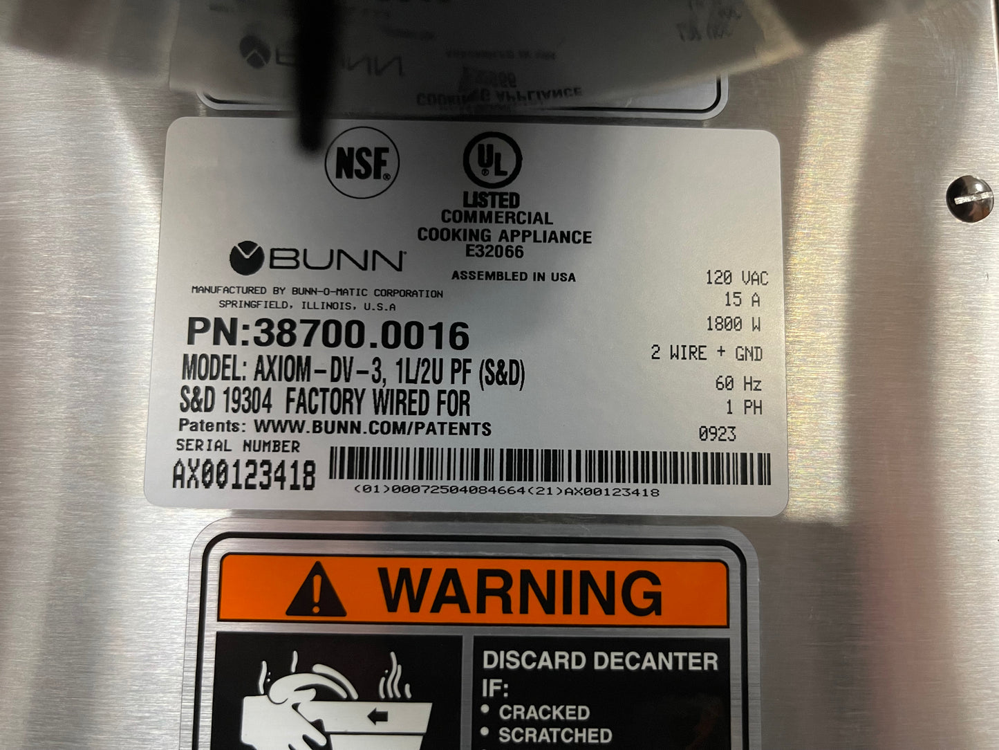 Used BUNN AXIOM® DV-3 Dual Voltage 12 Cup Coffee Brewer Machine with 3 Warmers 120V - Shir