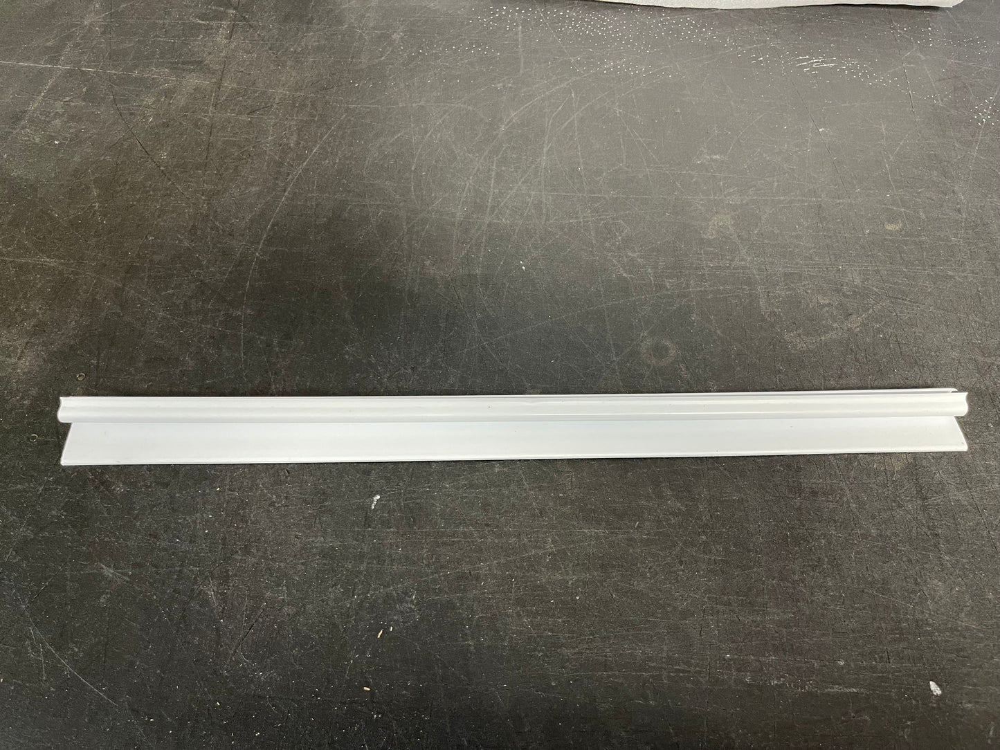 Used Plastic Freezer/Refrigerator Merchandiser Wire Shelf Retail Price Tag Holder
