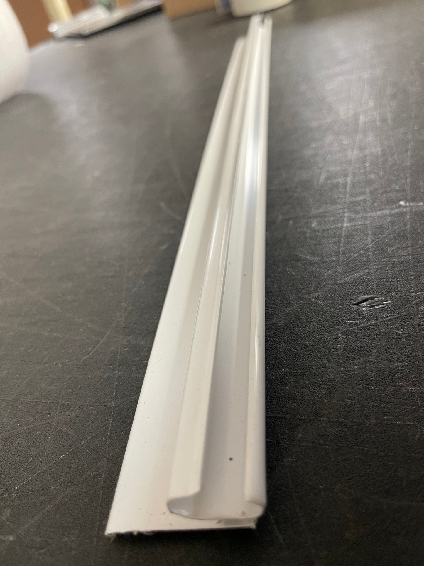 Used Plastic Freezer/Refrigerator Merchandiser Wire Shelf Retail Price Tag Holder
