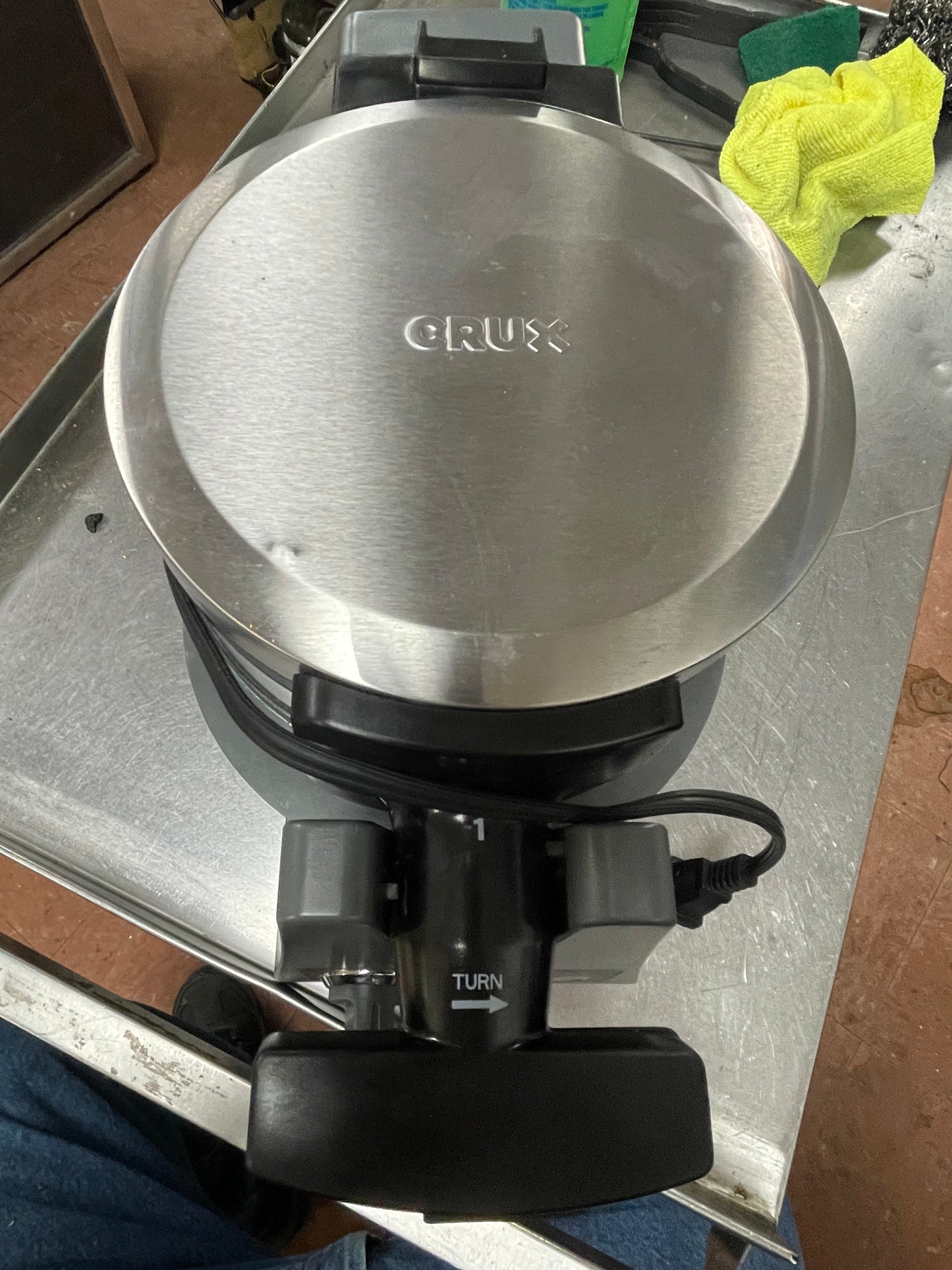 Used CRUX Double Rotating Belgian Waffle Maker Cooker Nonstick 120V 1400W