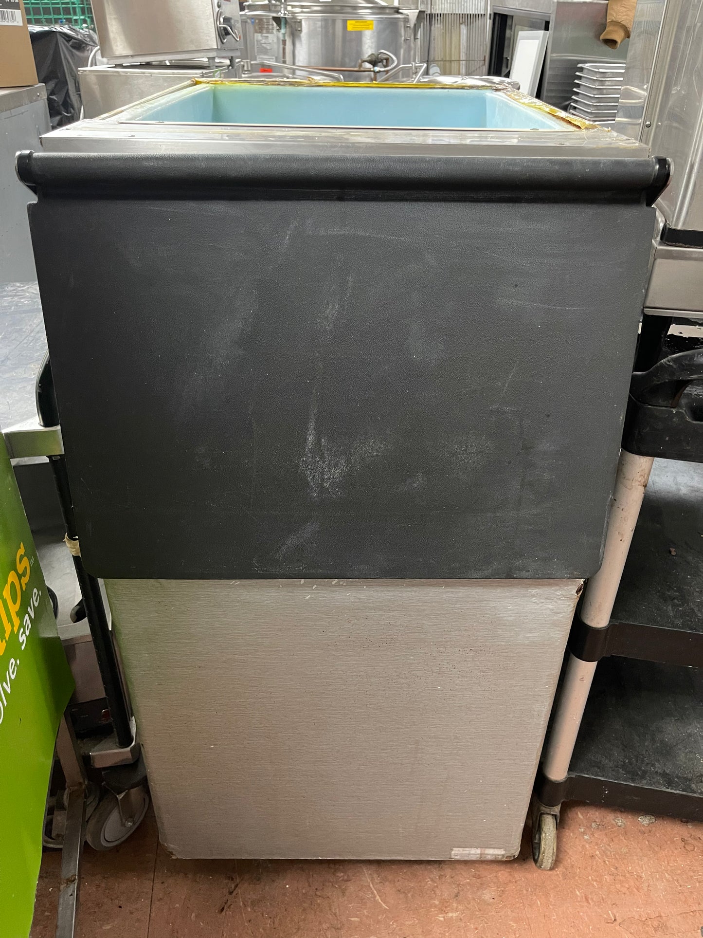 Used Hoshizaki B-300PF 22" Ice Storage Bin with Galvanized Steel Finish 300lb