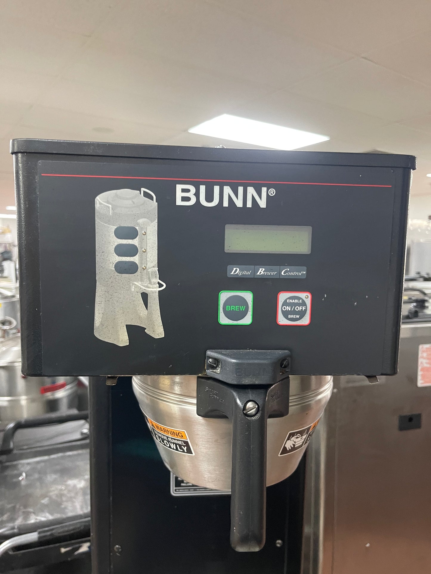 Used Bunn 34800.0004 BrewWISE Black Single ThermoFresh DBC Coffee Brewer - 120/240V