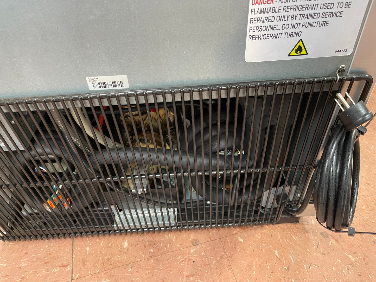 2018 True T-23DT-HC 27" One Section Reach-in Combo Refrigerator/Freezer 115V 9400323