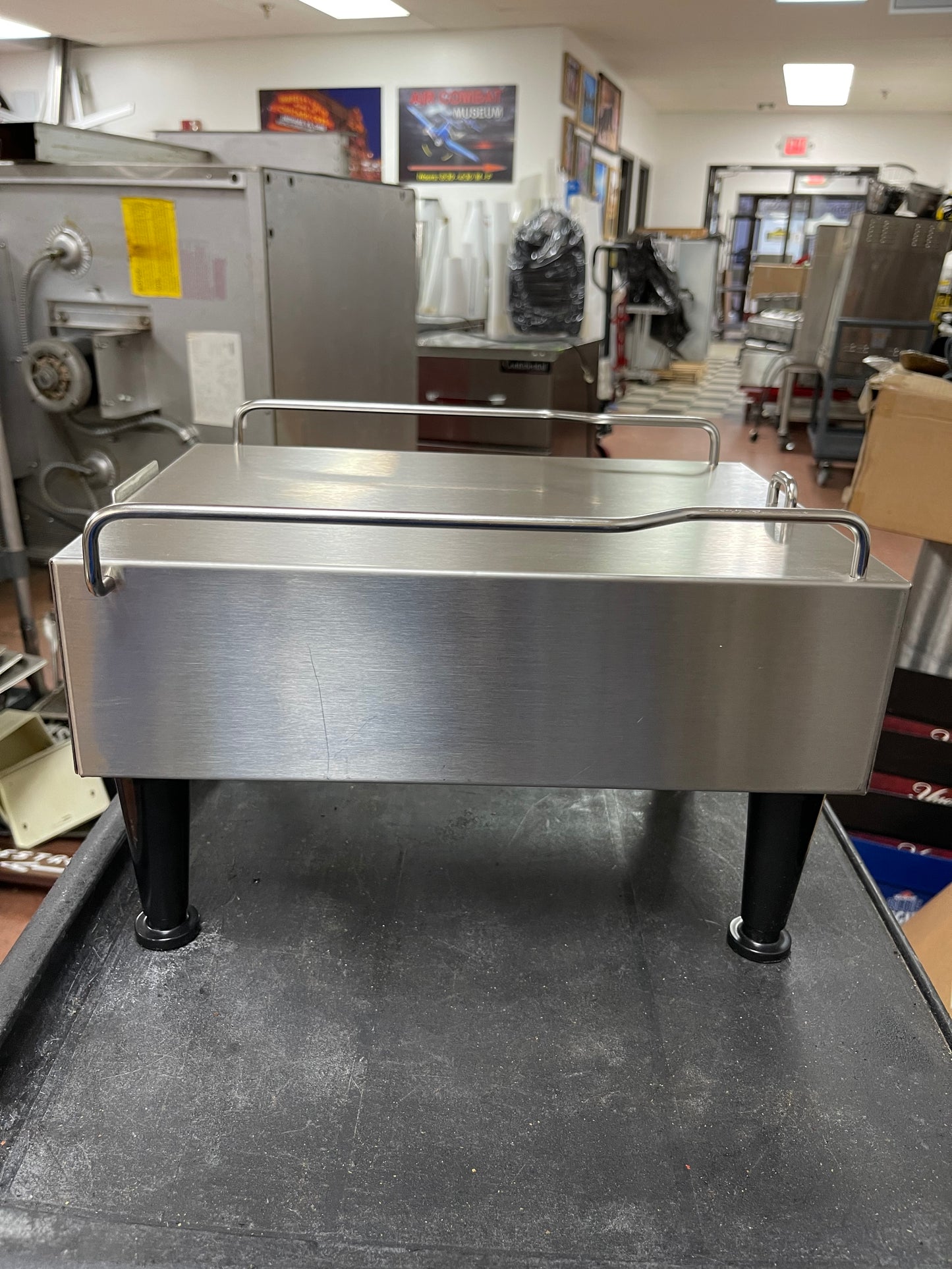 Used Bunn LP Commercial Iced Tea Dispenser Stand Bunn 37675.0001