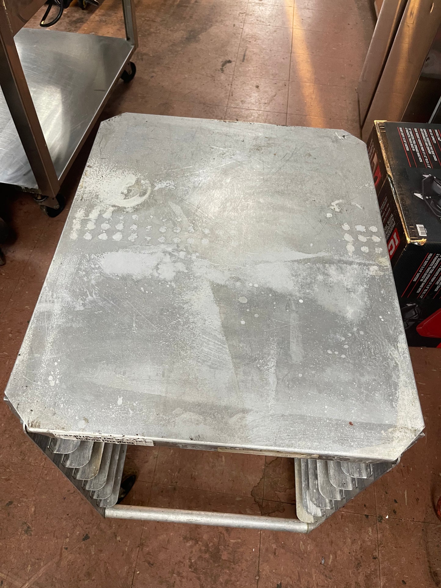 Used 21"x26" 6 Pan Rack Aluminum Equipment Stand - SS305