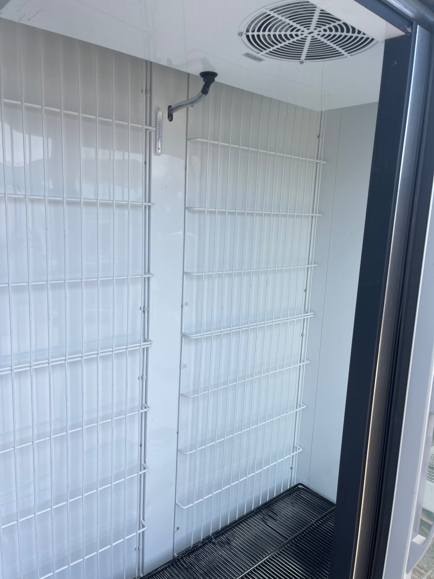 Used 2019 54" True GDIM-49NT-HC~TSL01 Glass 2 Door Ice Merchandiser Indoor Freezer 120V