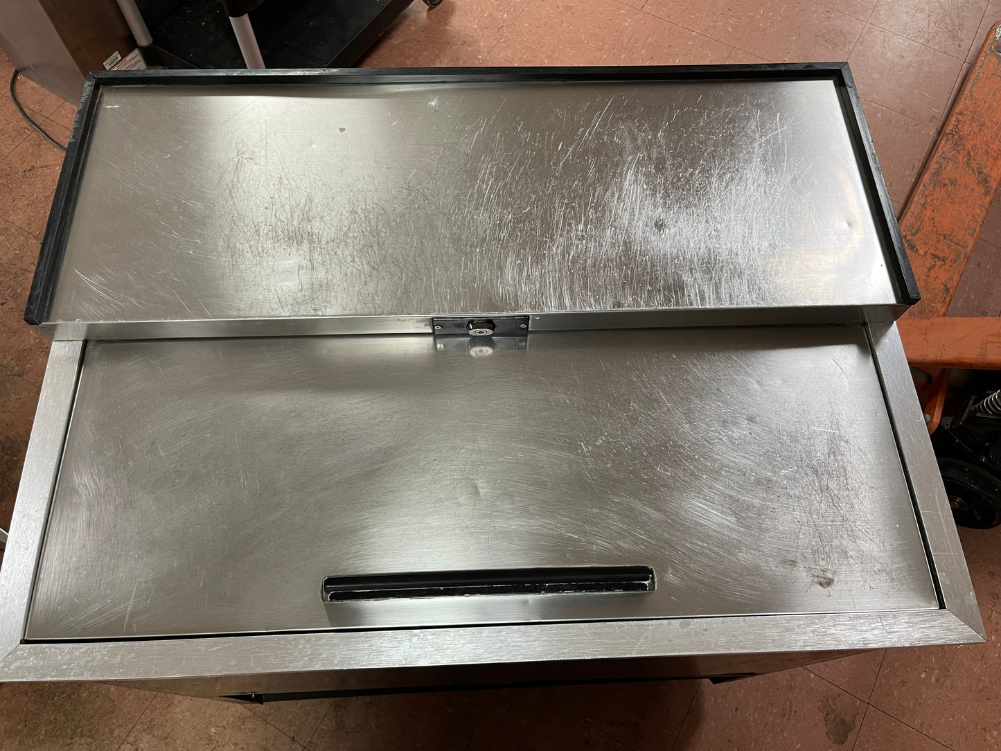 Used Arctic Air AGF36 Single Door 36" Bar Commercial Glass Froster Chiller 120V