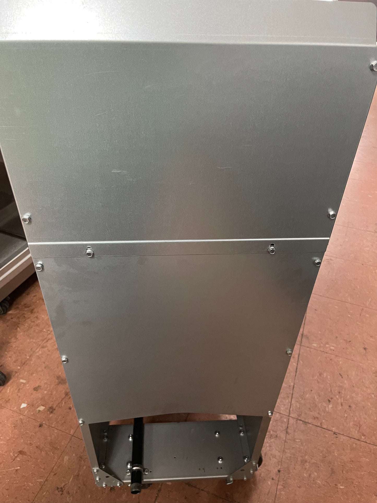 Used Dukers DCF3-LPG Liquid Propane Gas Floor Fryer with 3 Tube Burners 40lbs 90,000 BTU on Casters