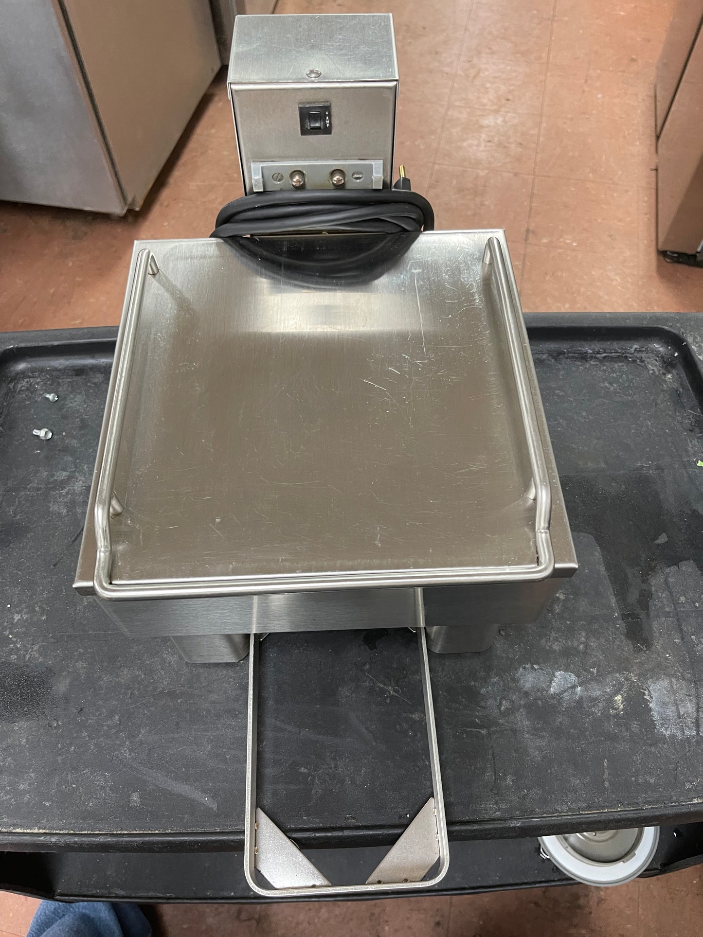 Used Bunn 27825.0007 Soft Heat Stainless Steel Coffee Docking Station - 120V SB