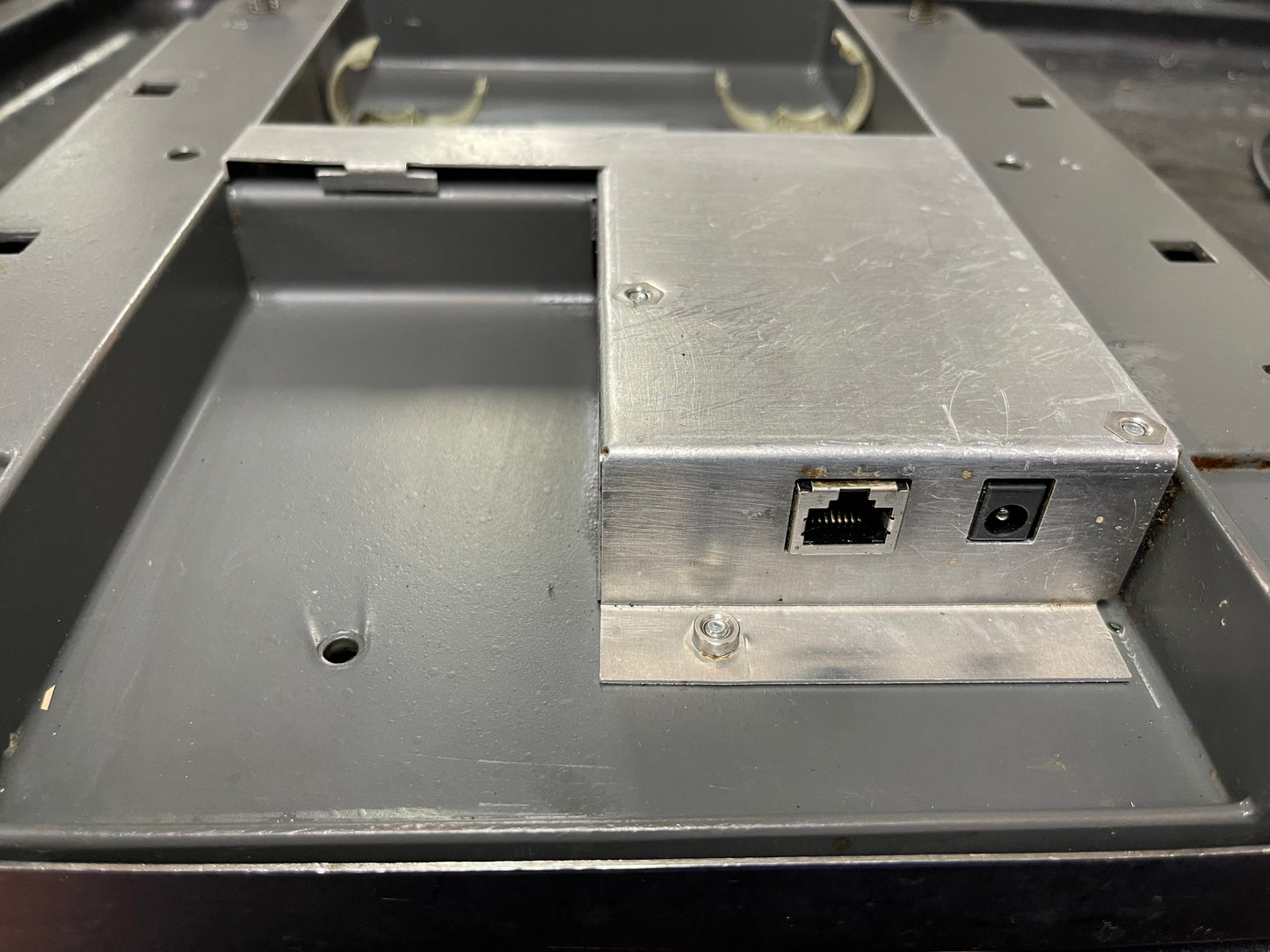 Used Mettler Toledo AM5010 30lb x 0.01lb POS Checkout Bench Scale