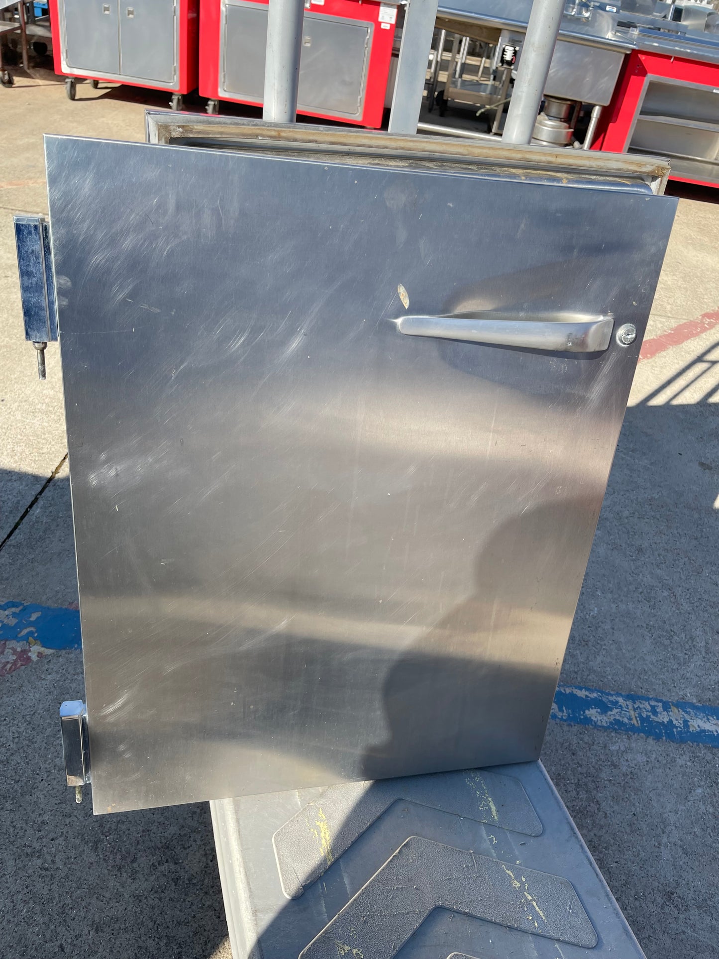 Used Traulsen 3HT132WUT Replacement Door Top LH Or Bottom RH