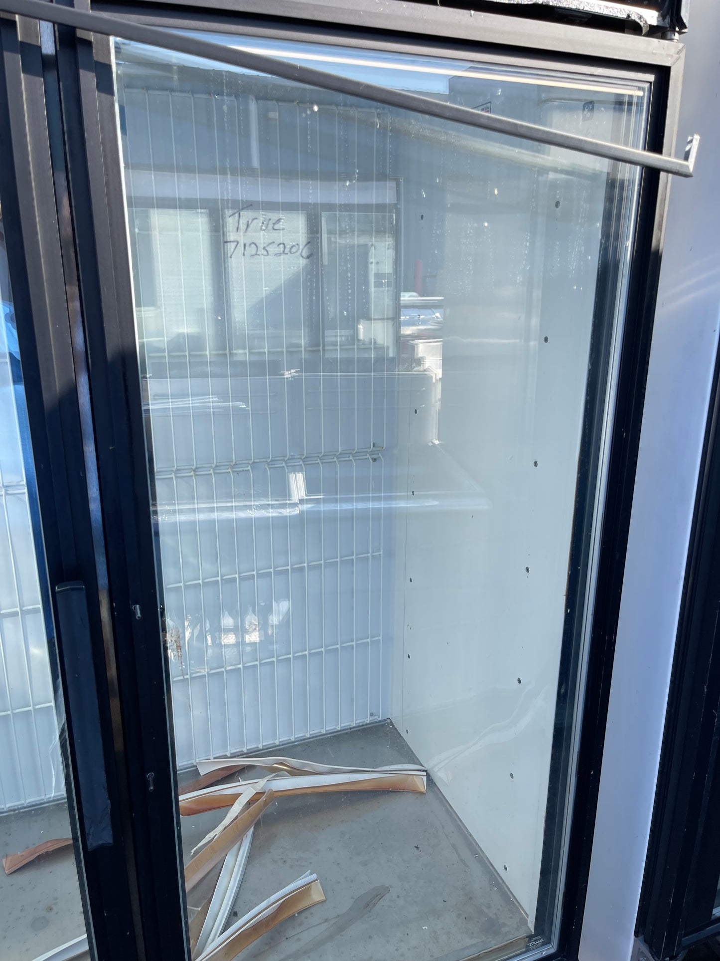 Used True 950764 DOOR ASSEMBLY GDM-49F-LD RH