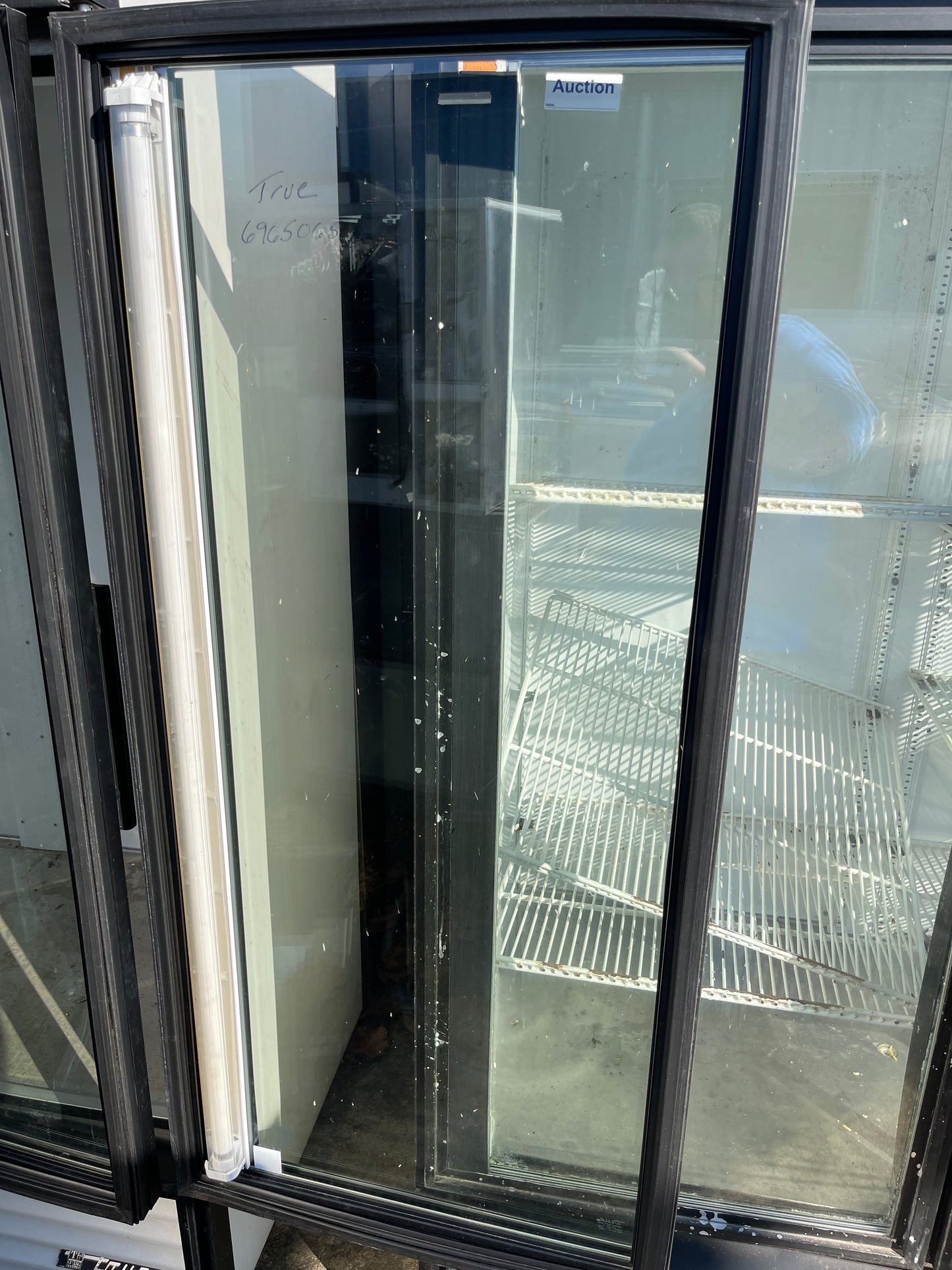 Used True 934172 Glass Door Assembly GDM-72 RH