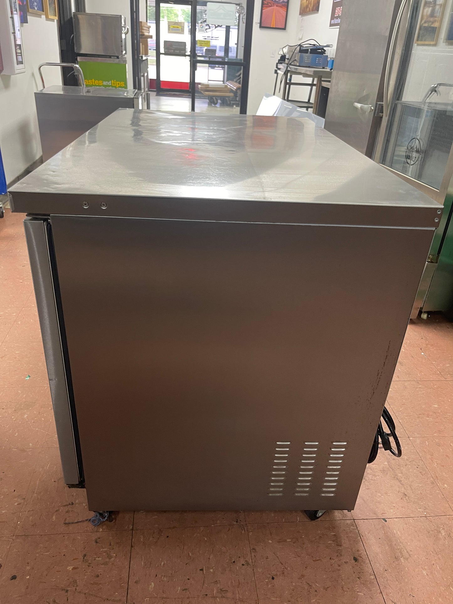 Used 48" Arctic Air AUC48RZ Undercounter 2 Door Refrigerator 115V As-Is