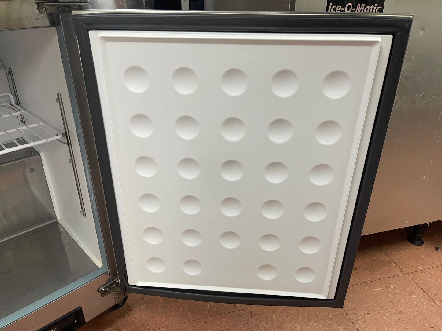 Used 48" Arctic Air AUC48RZ Undercounter 2 Door Refrigerator 115V As-Is