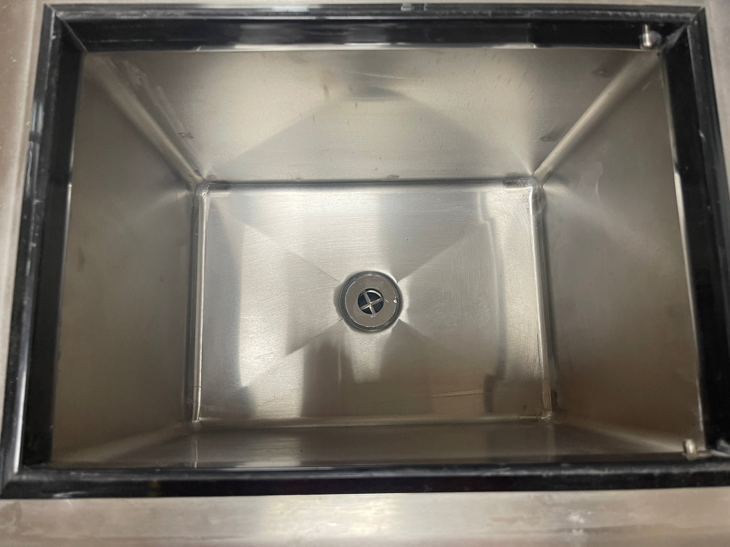 Used Stainless Steel Drop in Ice Chest Bid 18" x 12" SS312