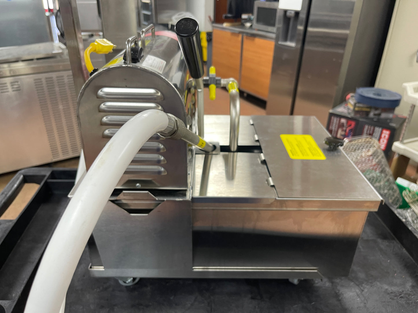 Used RF Hunter ECCO ONE 65lb Capacity Fryer Oil Filter System 120V