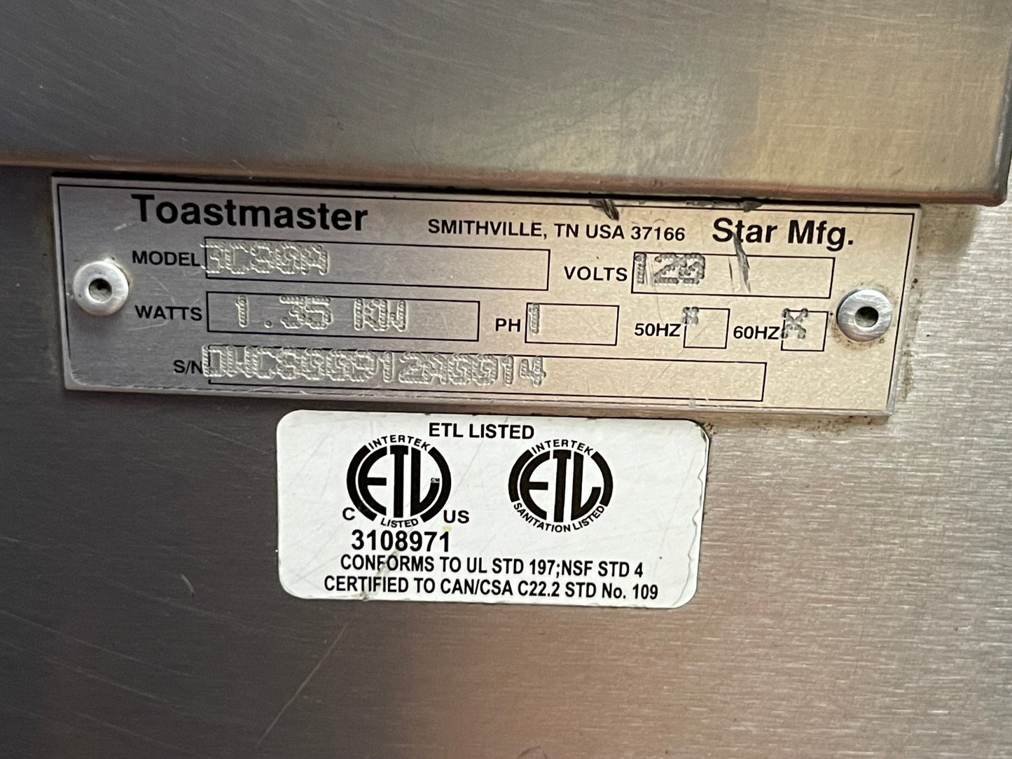 Used Toastmaster 3C80A 29-Inch Built-In Commercial 3-Drawer Chip Food Warmer 120V