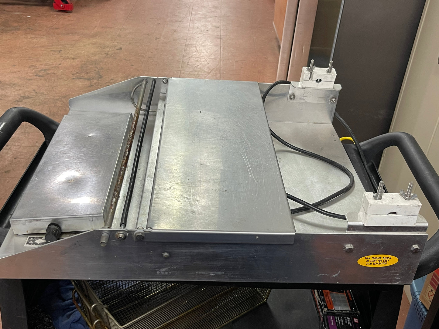 Used Heat Seal Food Wrapper 18" Width Single Roll 6X15 Hotplate 120V