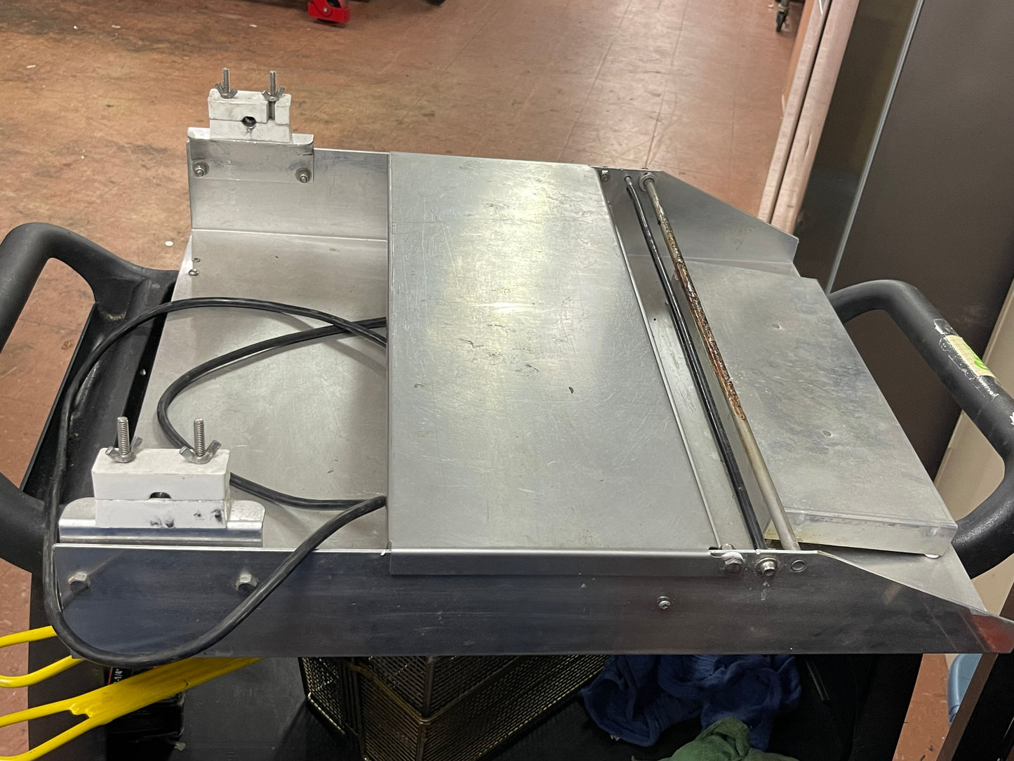 Used Heat Seal Food Wrapper 18" Width Single Roll 6X15 Hotplate 120V