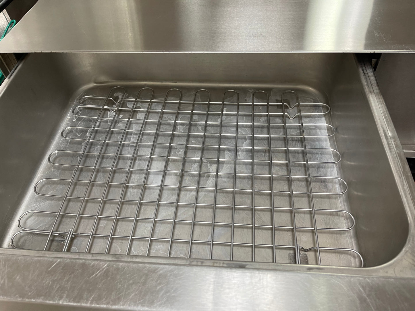 Used APW Wyott BW-50 Hot Dog Bun Warmer Steamer 120V