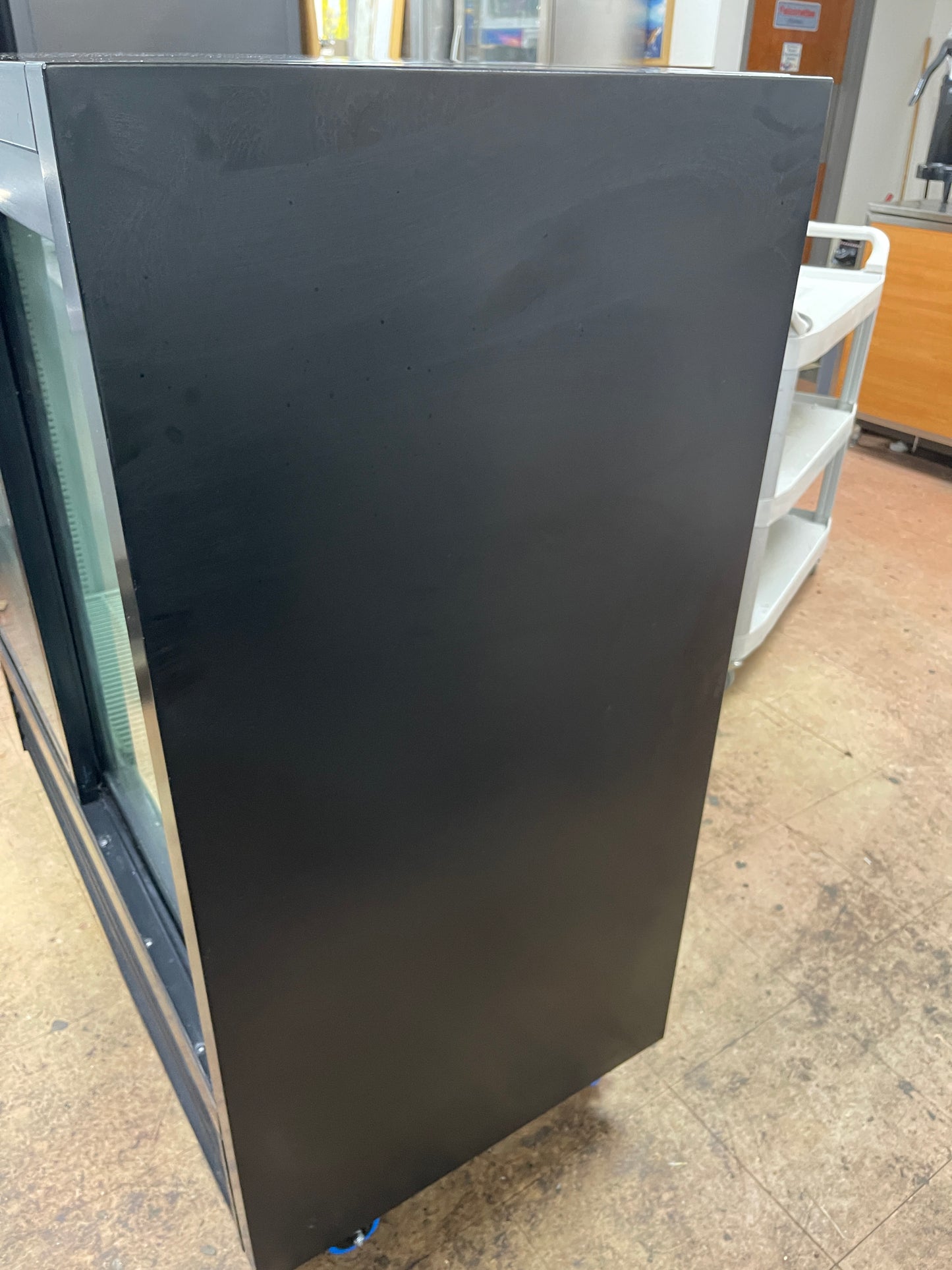 2022 48"True GDM-41CPT-48-HC-LD Refrigerated Sliding Door Pass-Through Merchandiser 115V