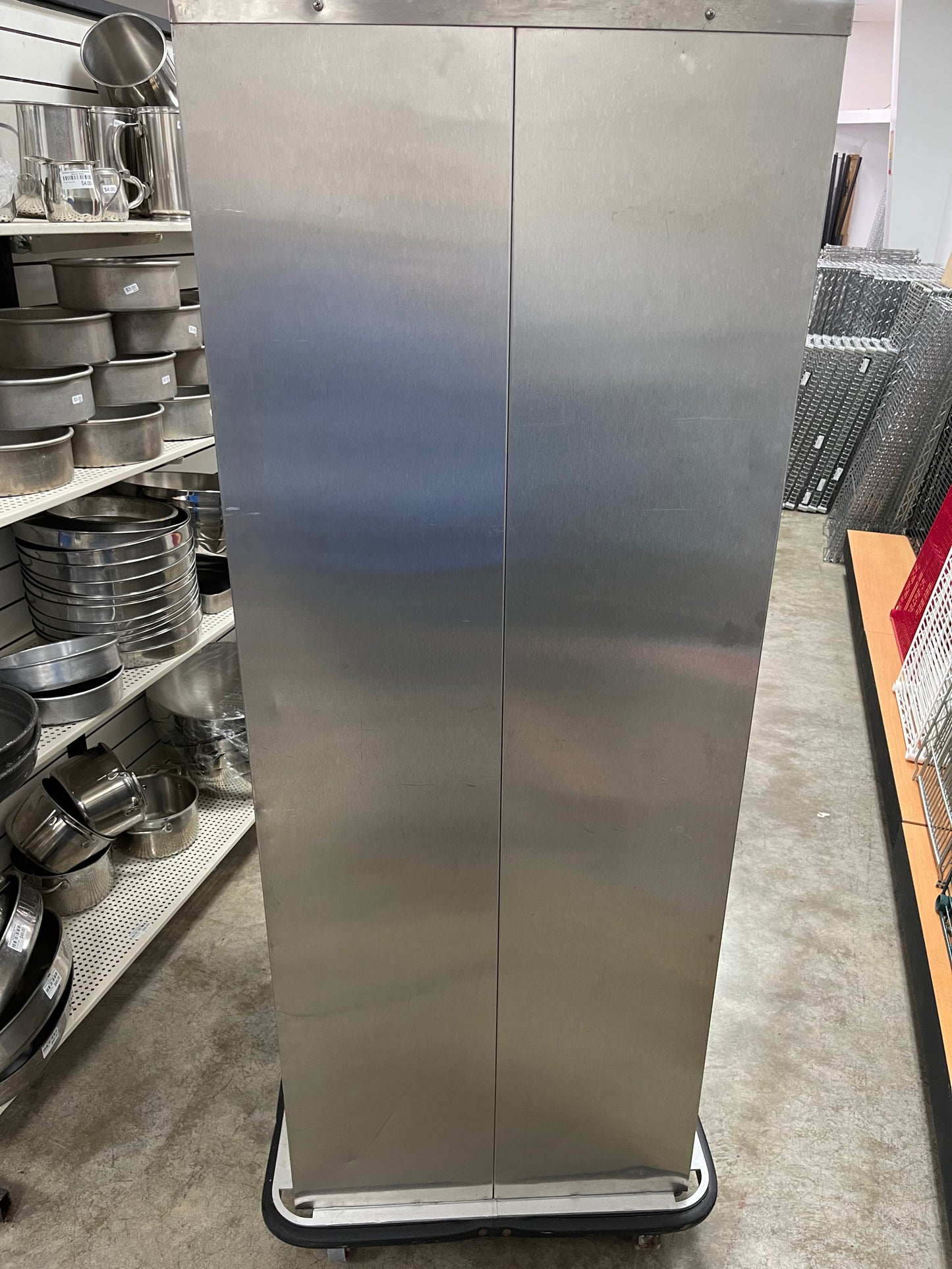 Used Vulcan VBP15 Full Height Insulated Mobile Holding Cabinet non Heated Single Door