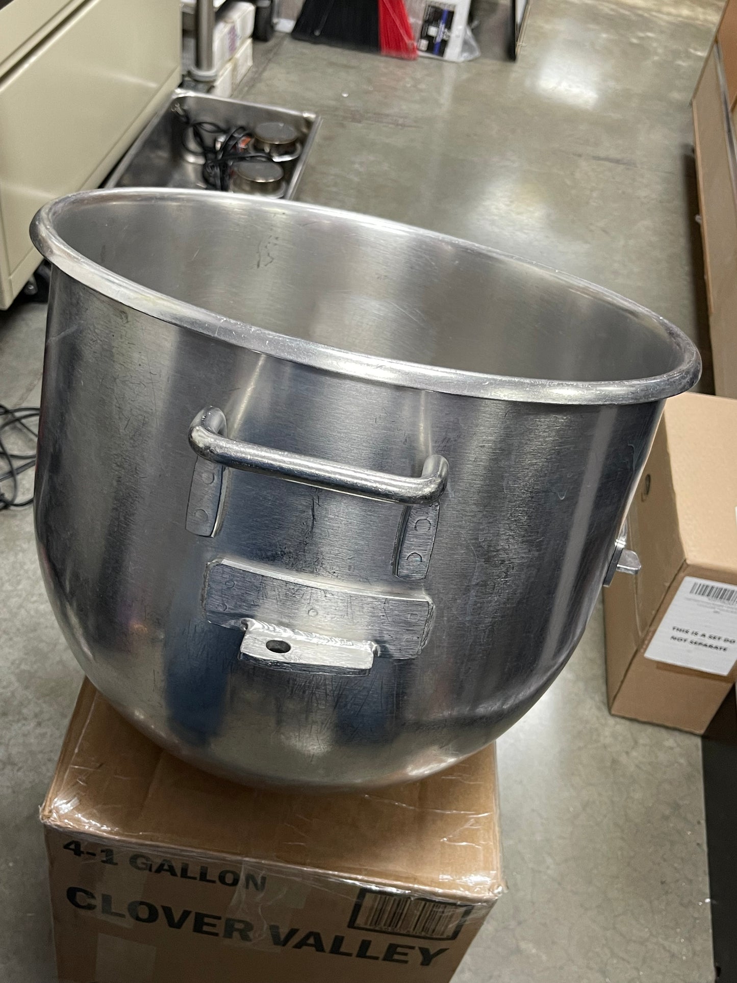 Used Hobart Mixing Bowl VMLH-40 Commercial Mixer 40qt
