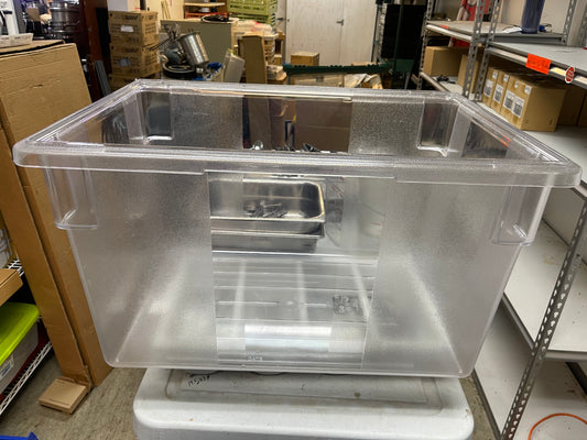 New Rubbermaid Commercial 21-1/2 gallon Clear PolyCarbonate Food/Tote Box