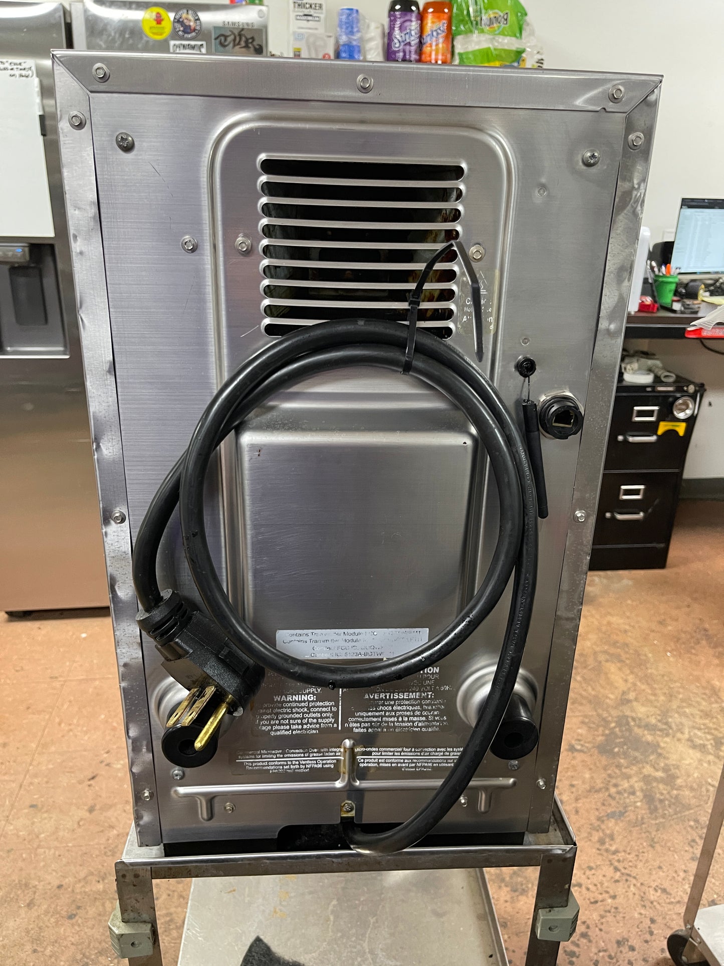 Used Merrychef eikon e2s Commercial High-Speed Countertop Accelerated Oven 220V - 6
